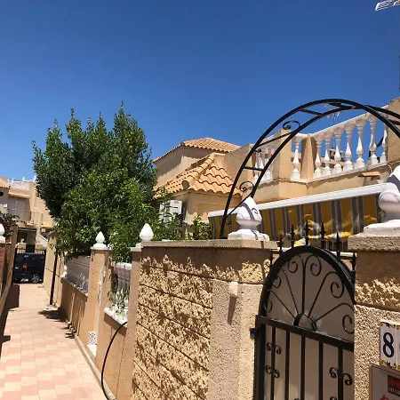Casa Torre Y Mar With 2 Bedrooms Pool Barbecue Patio & Sun Terrace Torrevieja