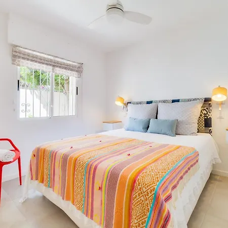 Casa Torre Y Mar With 2 Bedrooms Pool Barbecue Patio & Sun Terrace Torrevieja
