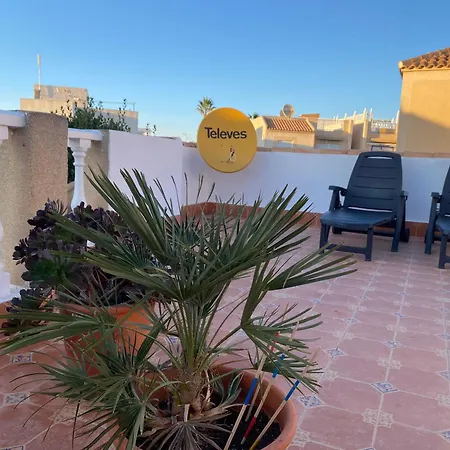 Casa Torre Y Mar With 2 Bedrooms Pool Barbecue Patio & Sun Terrace * Torrevieja